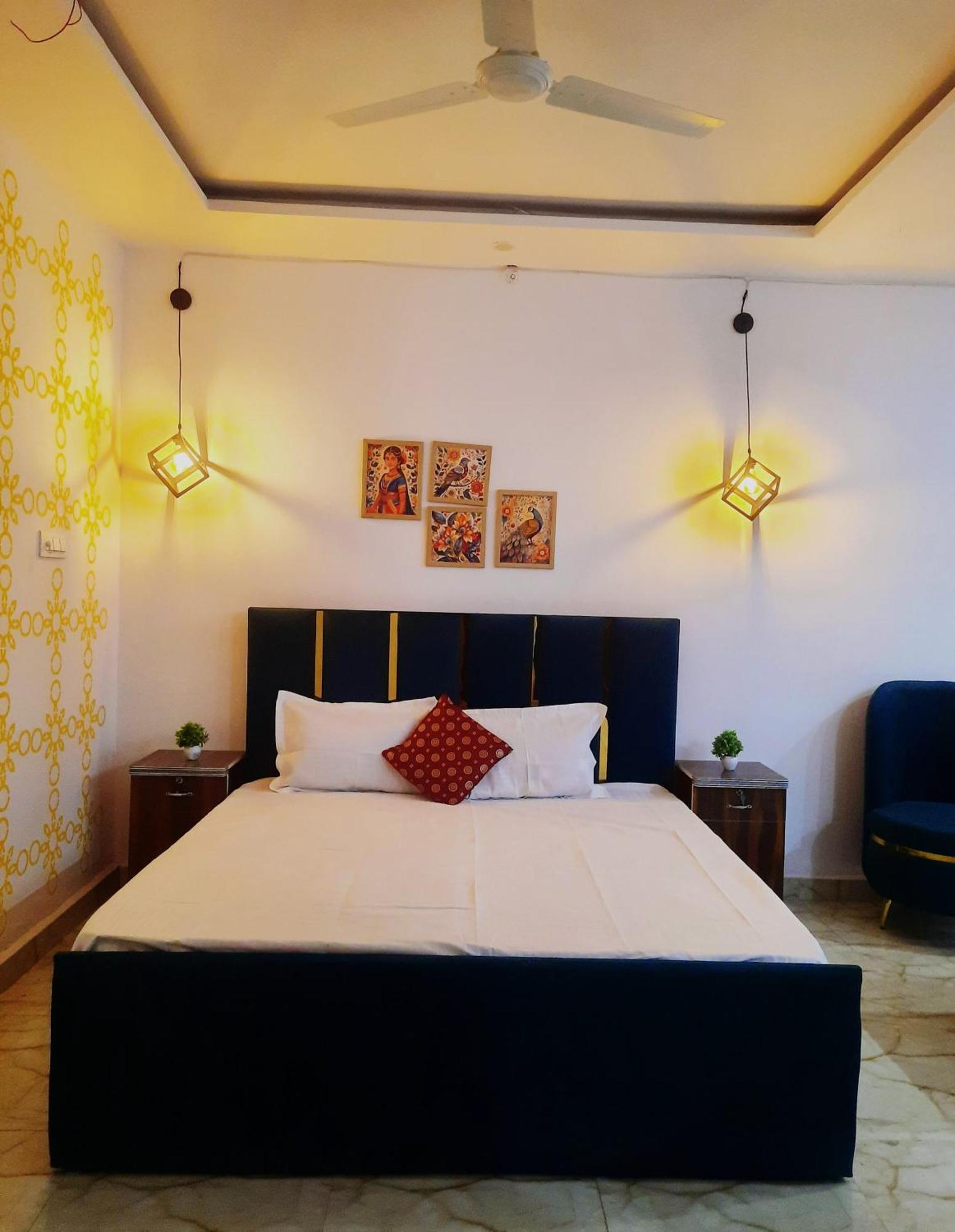 Iconic Retreat By Atulyam Stays Allāhābād Junction Eksteriør billede